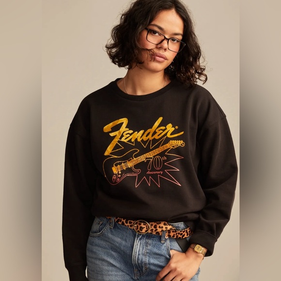 Lucky Brand Tops - NWT 70th Anniversary Stratocaster Fender x Lucky Brand 💯% Cotton Sweatshirt. L